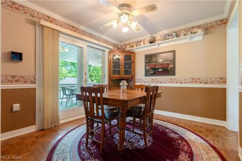 11385 William Penn Avenue NE Hartville OH 44632