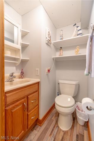 11385 William Penn Avenue NE Hartville OH 44632