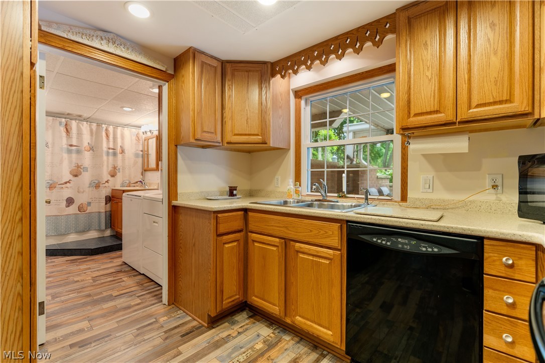 11385 William Penn Avenue NE Hartville OH 44632