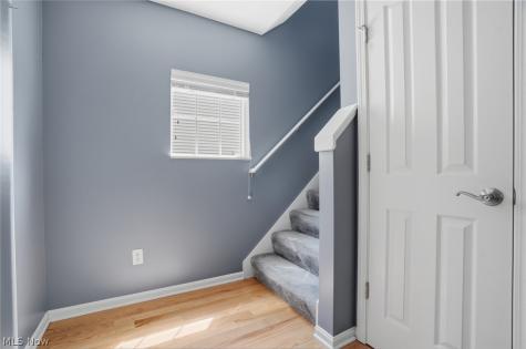 182 Elizabeth Parkway Akron OH 44304