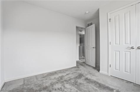 182 Elizabeth Parkway Akron OH 44304