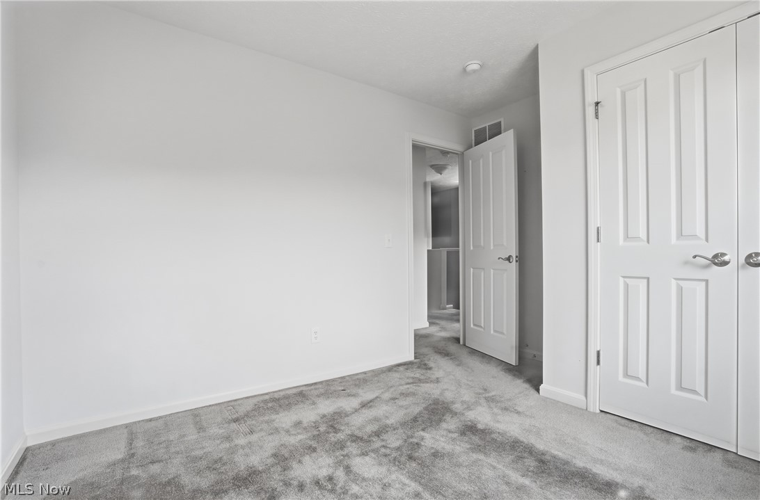 182 Elizabeth Parkway Akron OH 44304