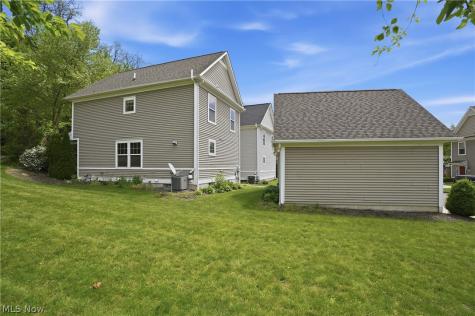 182 Elizabeth Parkway Akron OH 44304