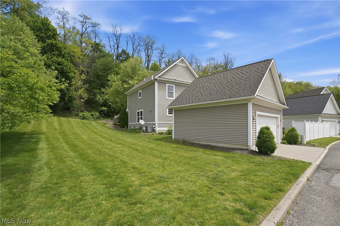 182 Elizabeth Parkway Akron OH 44304