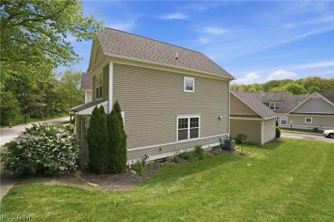182 Elizabeth Parkway Akron OH 44304