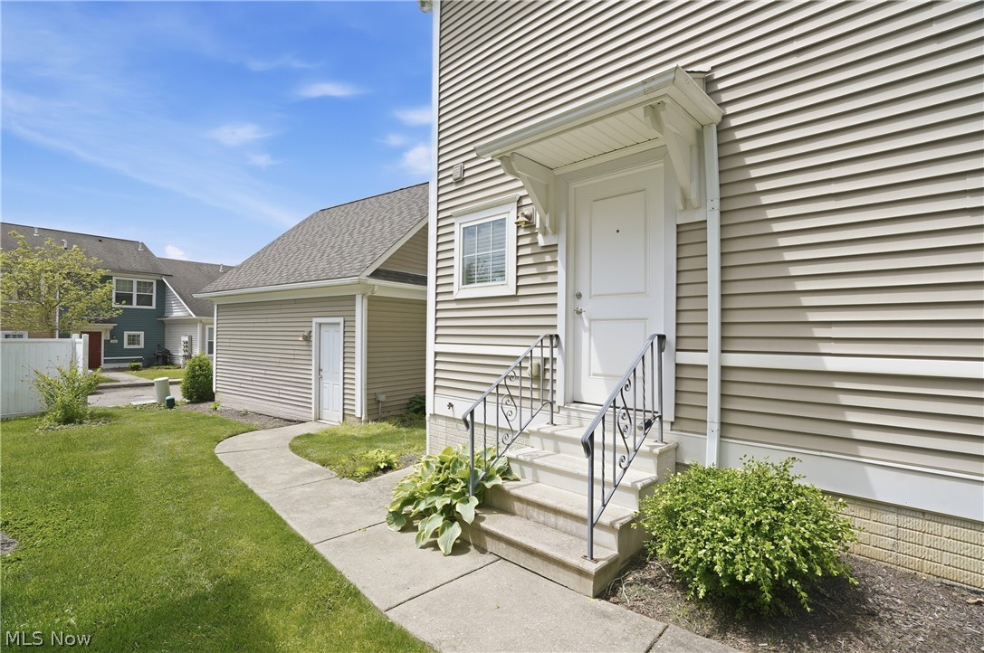 182 Elizabeth Parkway Akron OH 44304