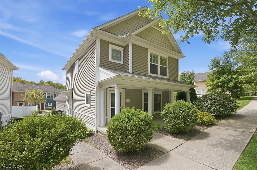 182 Elizabeth Parkway Akron OH 44304