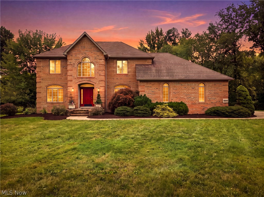 6605 Brookhollow Drive SW Warren OH 44481