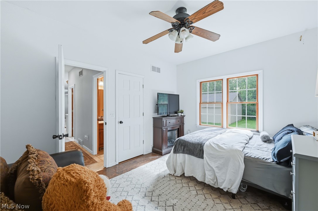 6605 Brookhollow Drive SW Warren OH 44481
