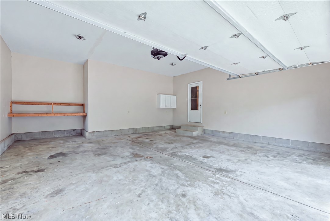 6605 Brookhollow Drive SW Warren OH 44481