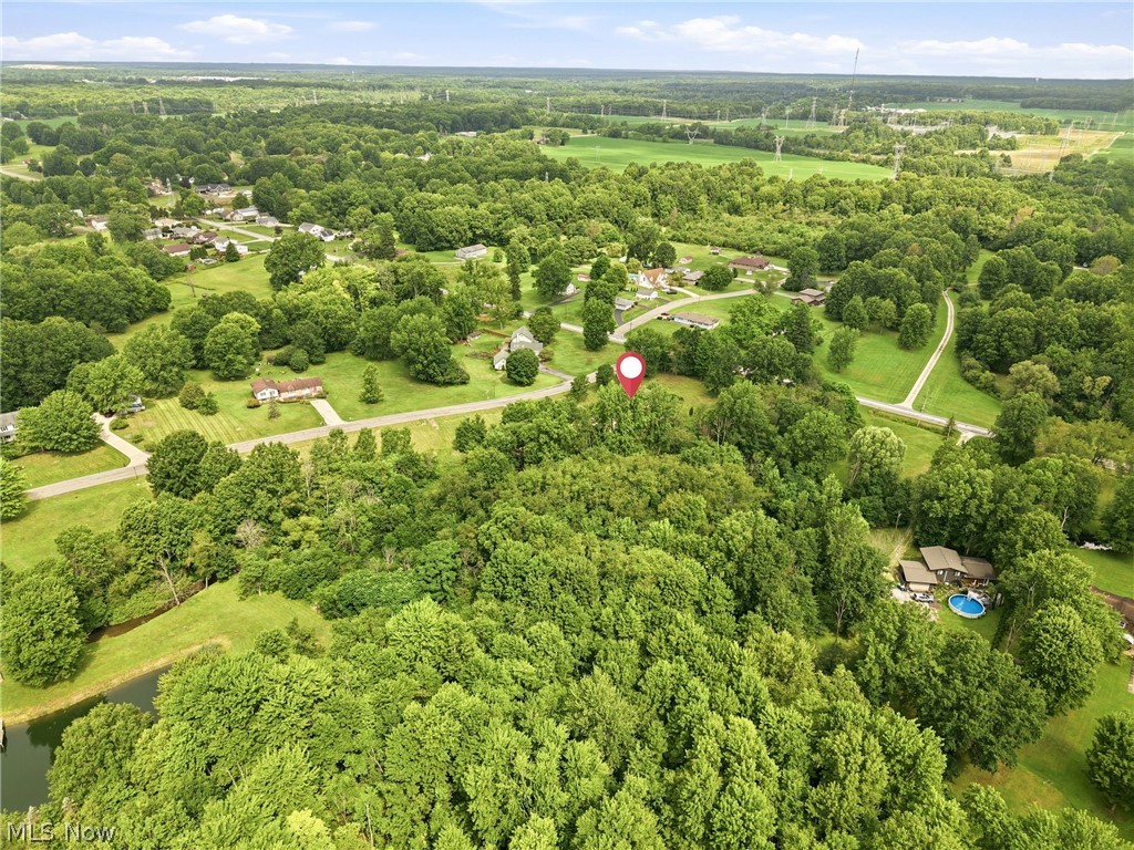 6605 Brookhollow Drive SW Warren OH 44481