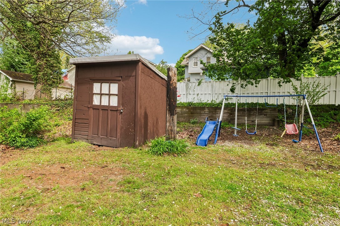 549 Parkdale Drive Akron OH 44307