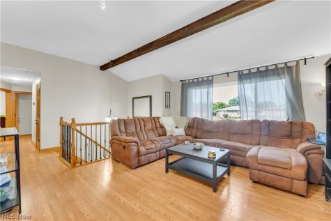 6435 Goebel Drive Parma OH 44134