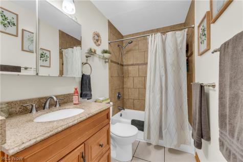 6435 Goebel Drive Parma OH 44134