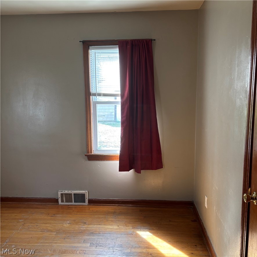 224 S Leavitt Road Amherst OH 44001