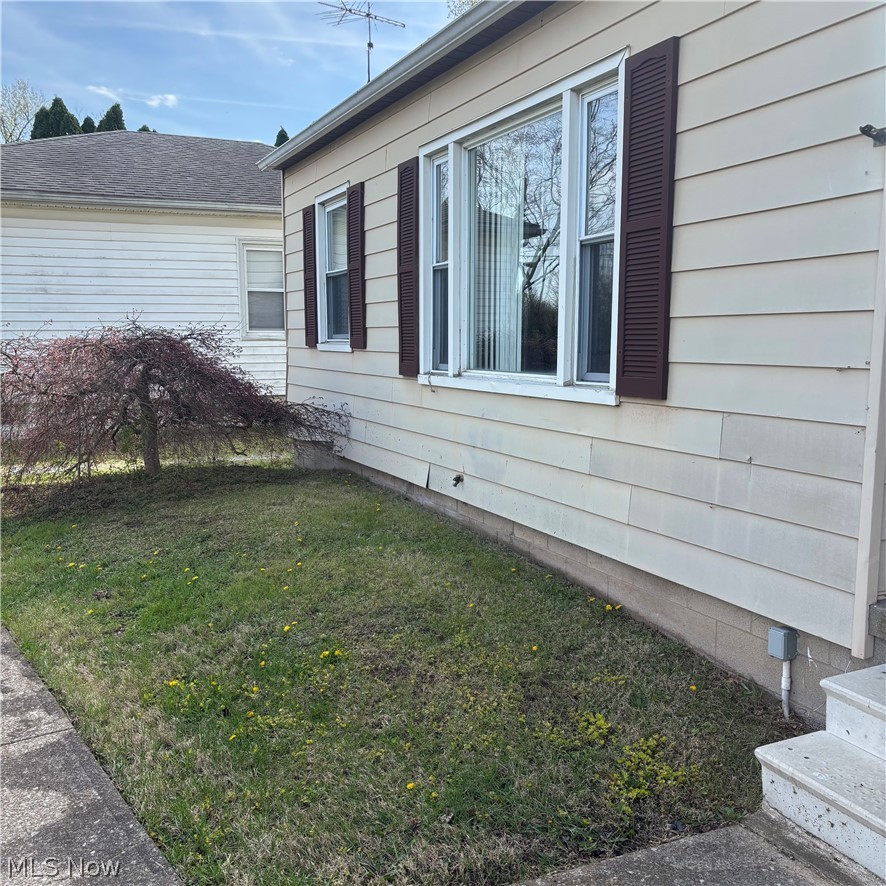 224 S Leavitt Road Amherst OH 44001