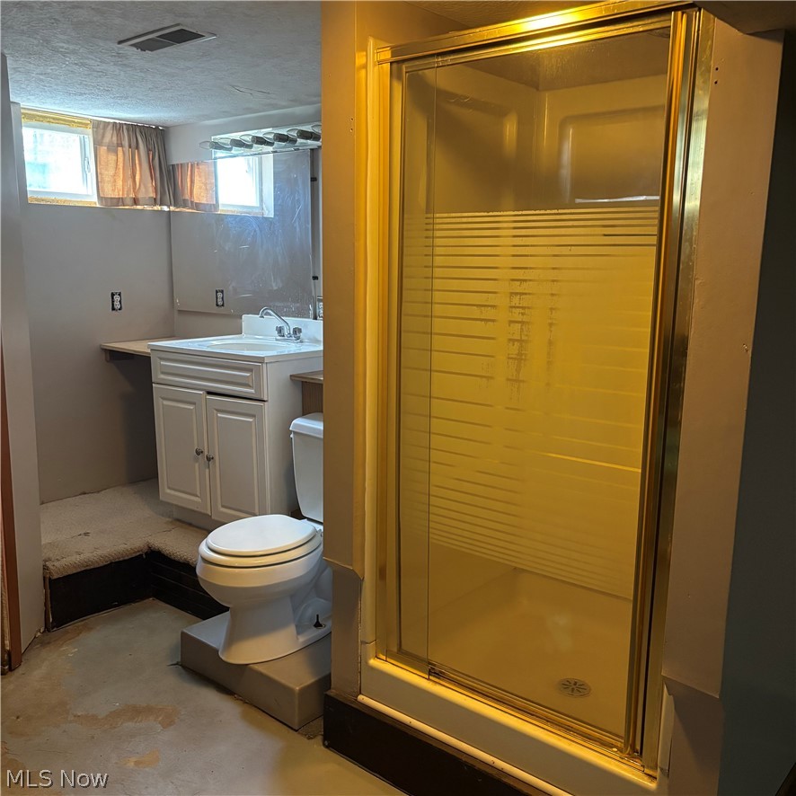 224 S Leavitt Road Amherst OH 44001