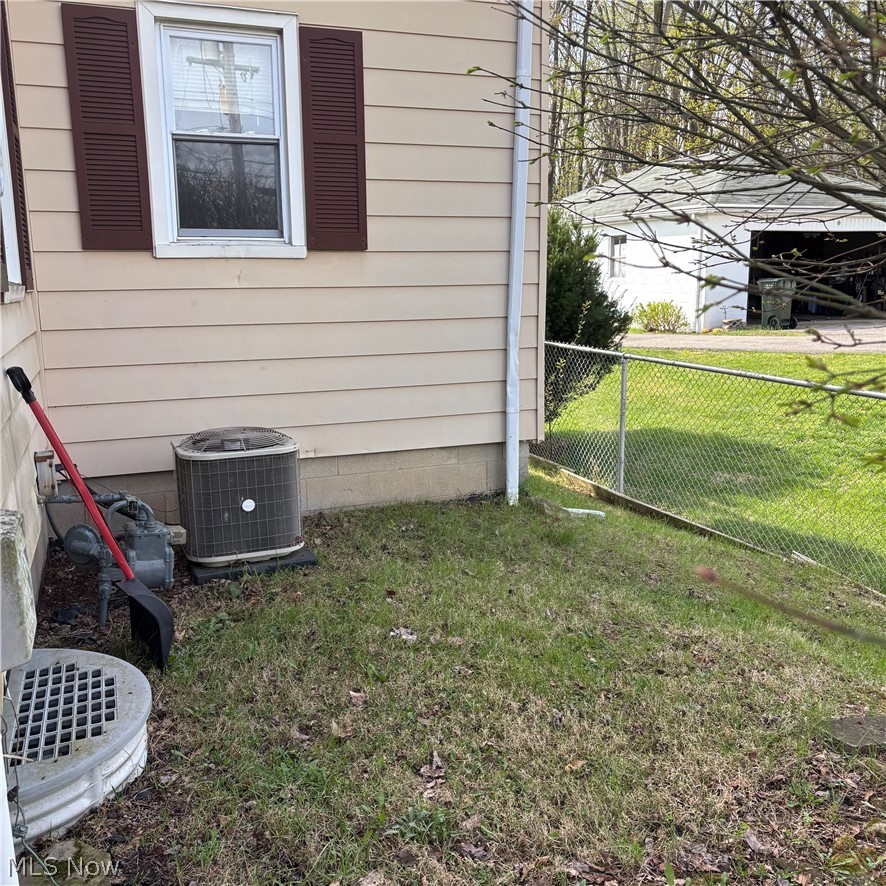 224 S Leavitt Road Amherst OH 44001