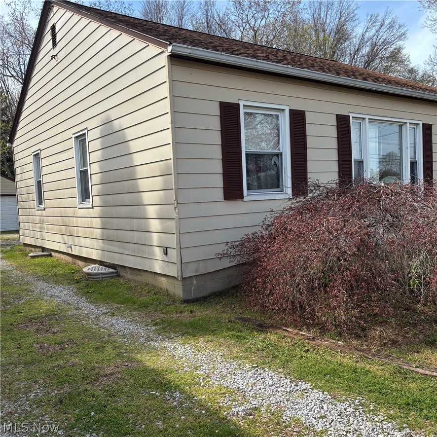 224 S Leavitt Road Amherst OH 44001