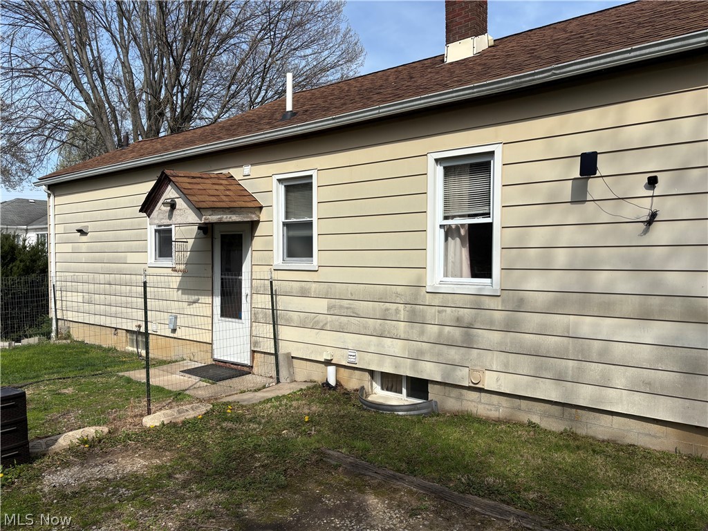 224 S Leavitt Road Amherst OH 44001