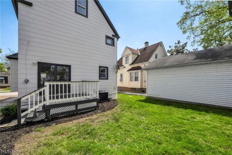 1548 Olivewood Avenue Lakewood OH 44107