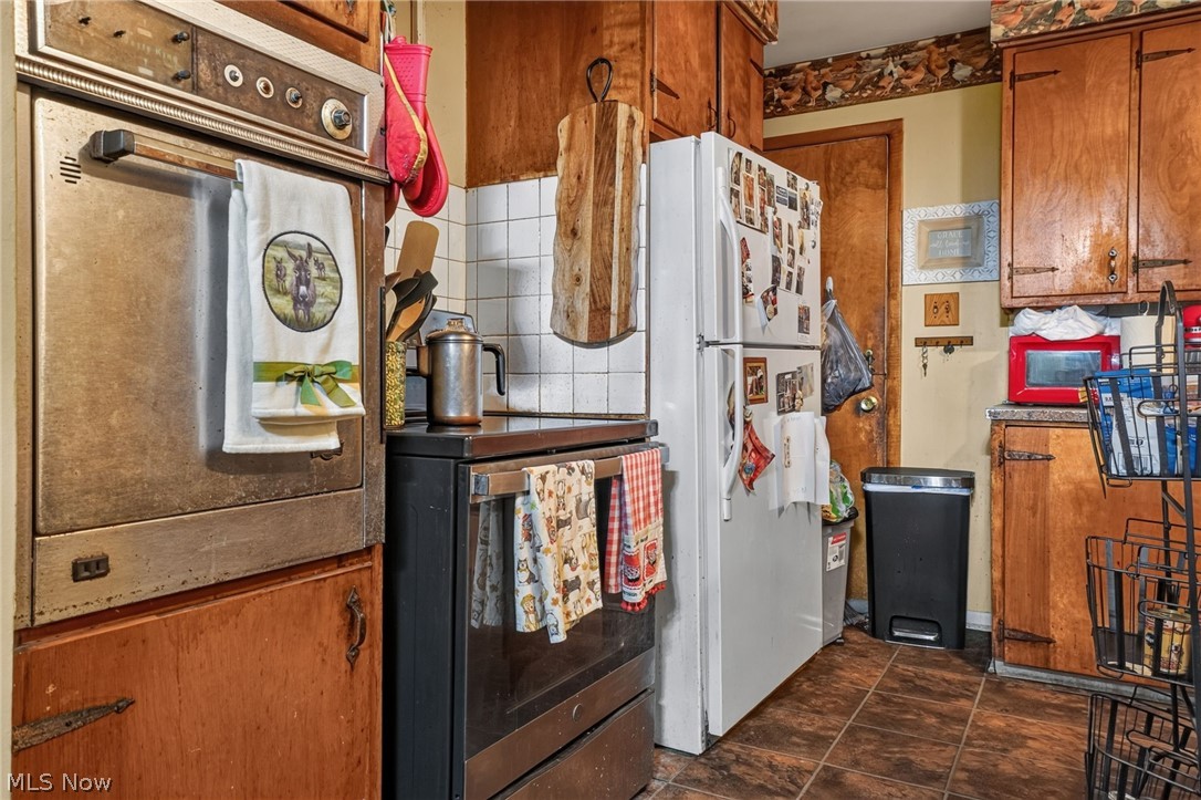 8910 Crackel Road Chagrin Falls OH 44023
