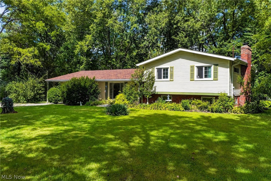 8910 Crackel Road Chagrin Falls OH 44023