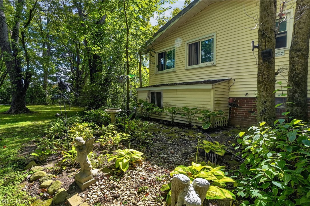 8910 Crackel Road Chagrin Falls OH 44023