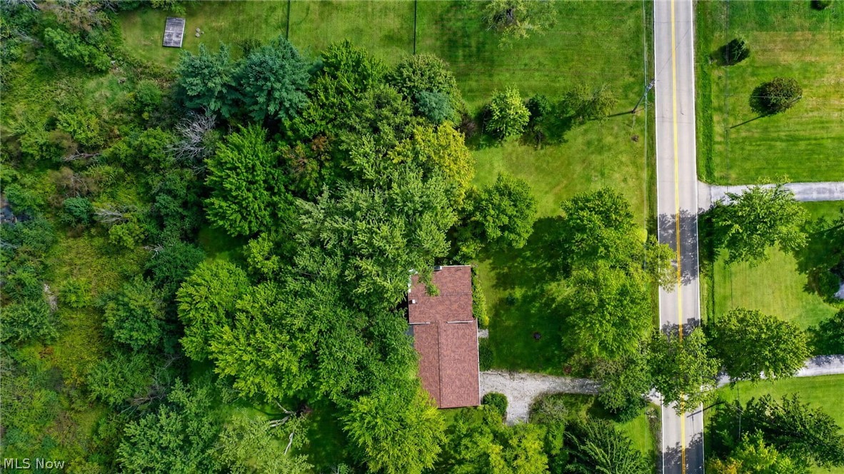 8910 Crackel Road Chagrin Falls OH 44023