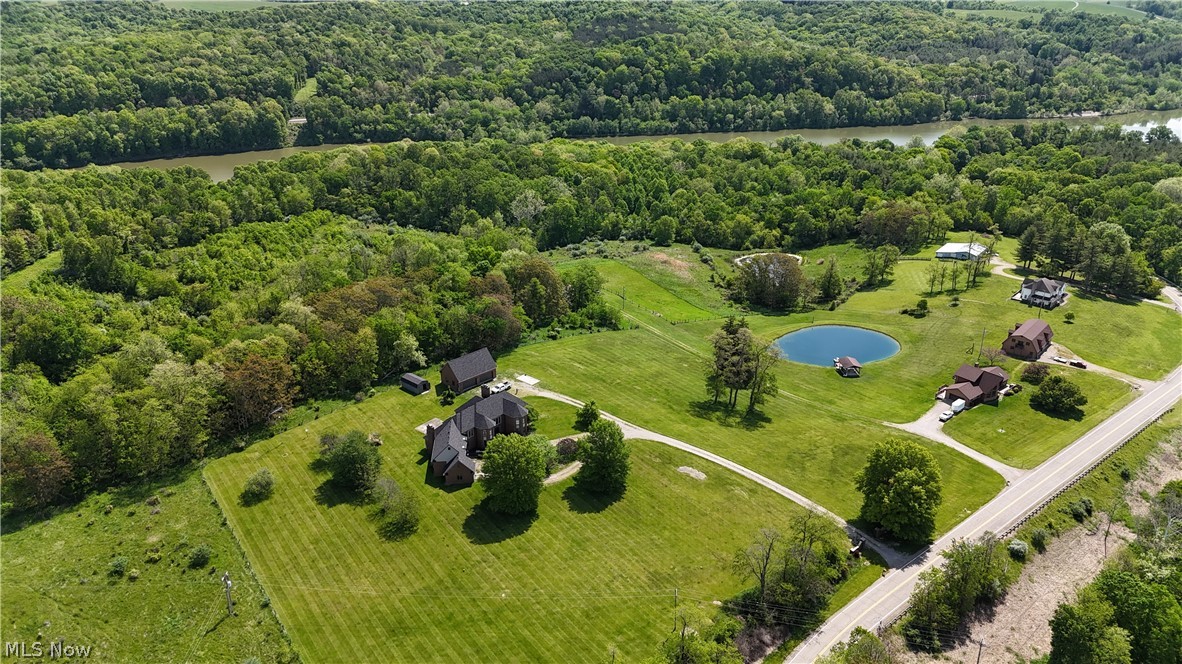 4020 Dillon Hills Drive Nashport OH 43830