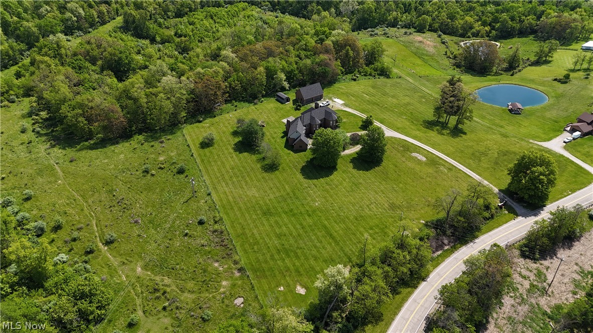 4020 Dillon Hills Drive Nashport OH 43830