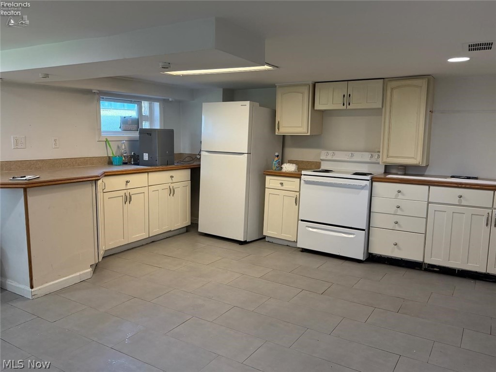 2406 W Monroe Street Sandusky OH 44870
