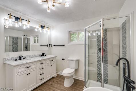4867 Royalwood Road North Royalton OH 44133