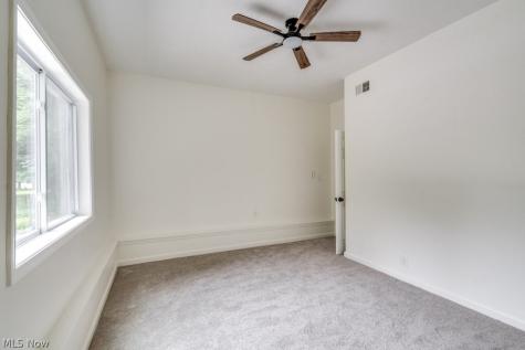 4867 Royalwood Road North Royalton OH 44133