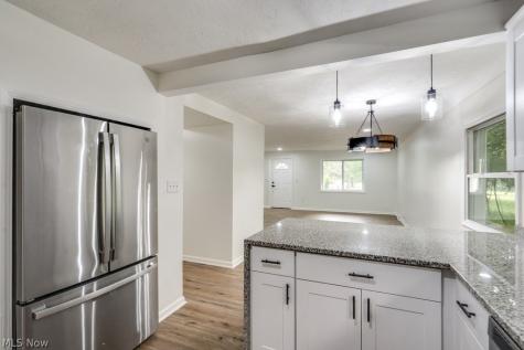 4867 Royalwood Road North Royalton OH 44133