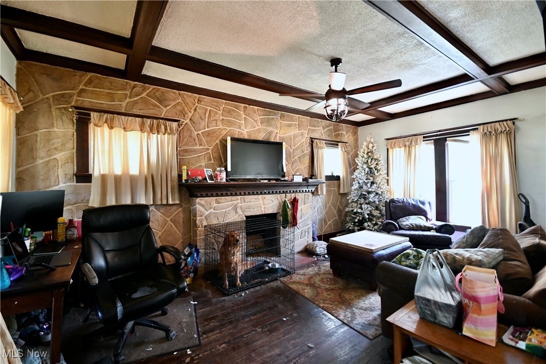 363 Maple Drive Poland OH 44514