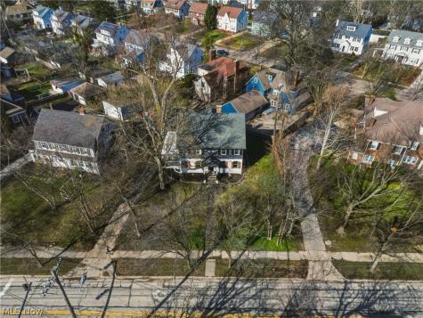 14605 S Woodland Road Shaker Heights OH 44120