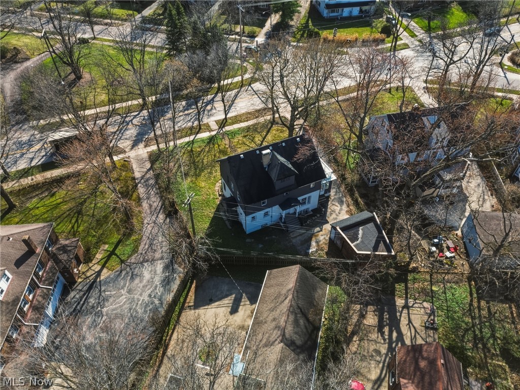 14605 S Woodland Road Shaker Heights OH 44120
