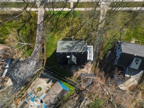 14605 S Woodland Road Shaker Heights OH 44120