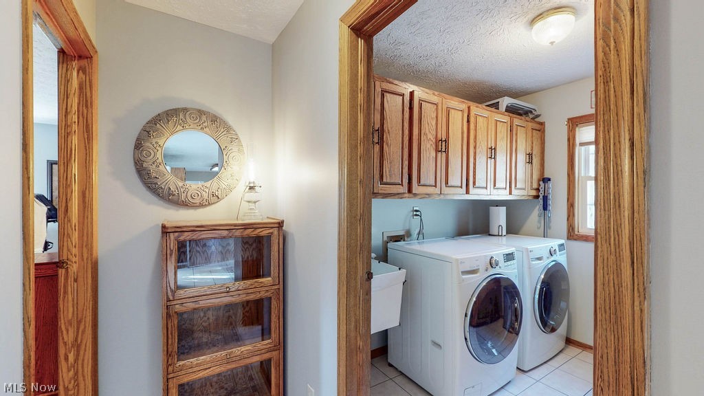 1067 Mohawk Trail SW Hartville OH 44632