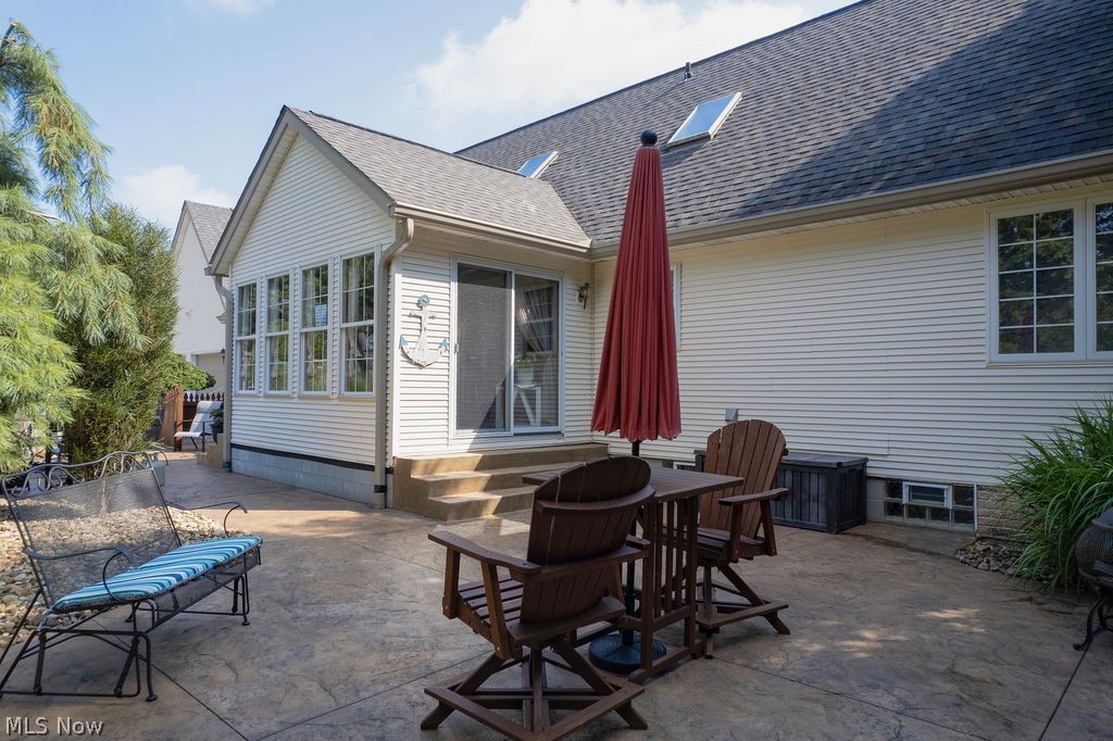 1067 Mohawk Trail SW Hartville OH 44632