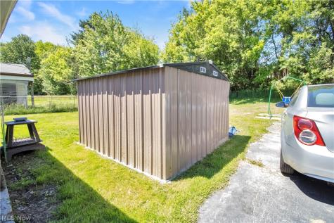 2340 Cherry Hill Avenue Youngstown OH 44509