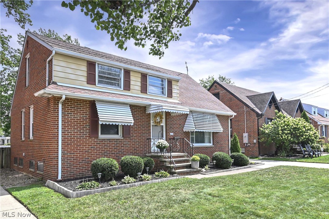 3227 W 153rd Street Cleveland OH 44111