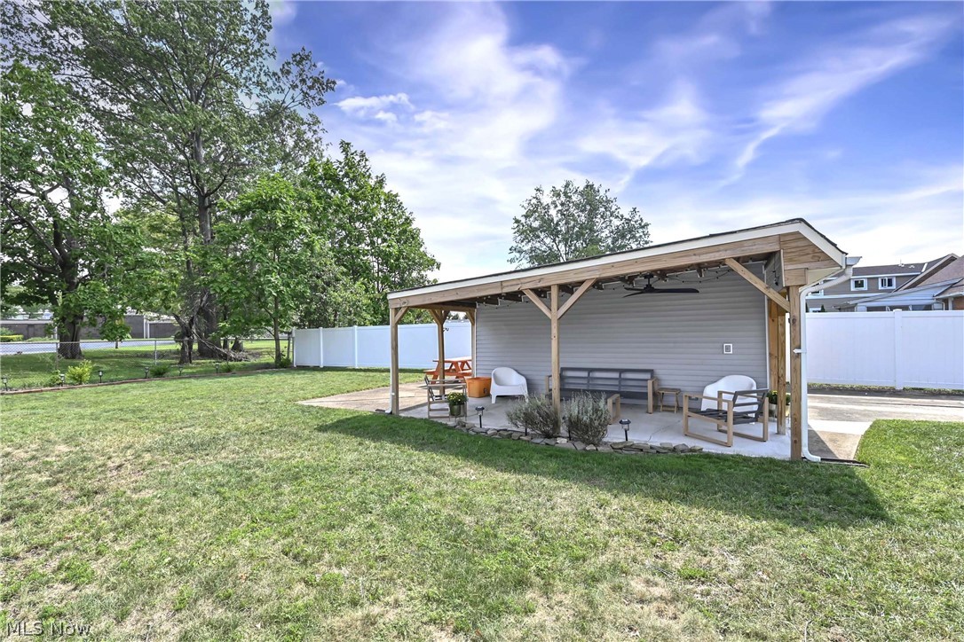 3227 W 153rd Street Cleveland OH 44111