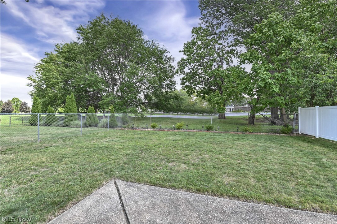 3227 W 153rd Street Cleveland OH 44111