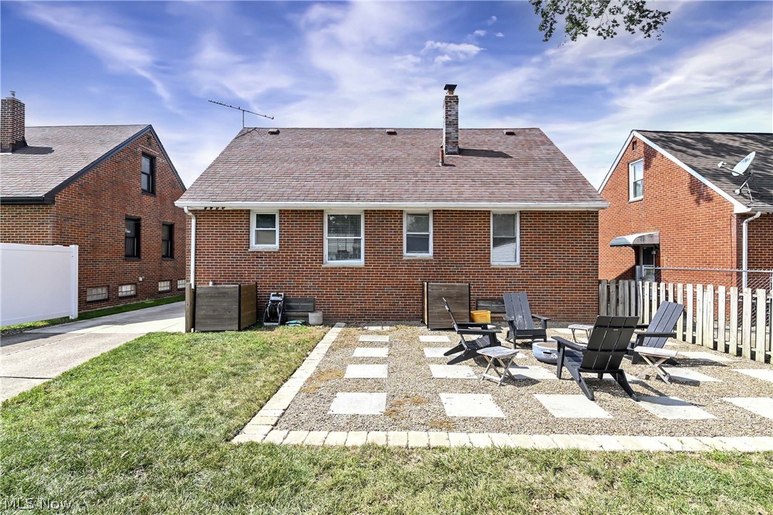 3227 W 153rd Street Cleveland OH 44111