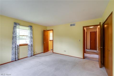 3396 Brent Lane Norton OH 44203