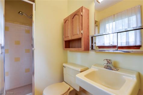 3396 Brent Lane Norton OH 44203