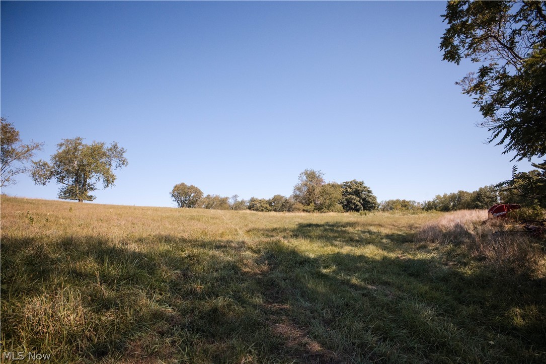 102 Mynster Lane Richmond OH 43944