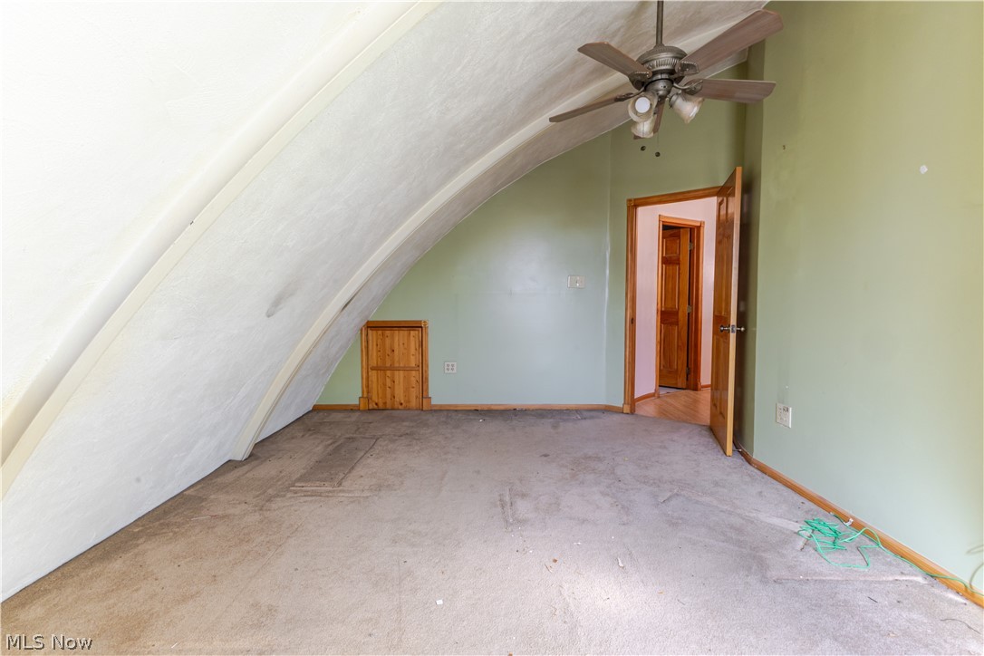 102 Mynster Lane Richmond OH 43944